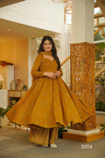 VELRA Noir Muslin Printed 3-Piece Kurta Set with Dupatta – Elegant Designer Wear