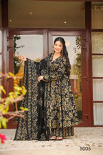 VELRA Noir Muslin Printed 3-Piece Kurta Set with Dupatta – Elegant Designer Wear